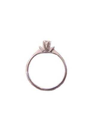 Engagement Ring K18 diamond 2