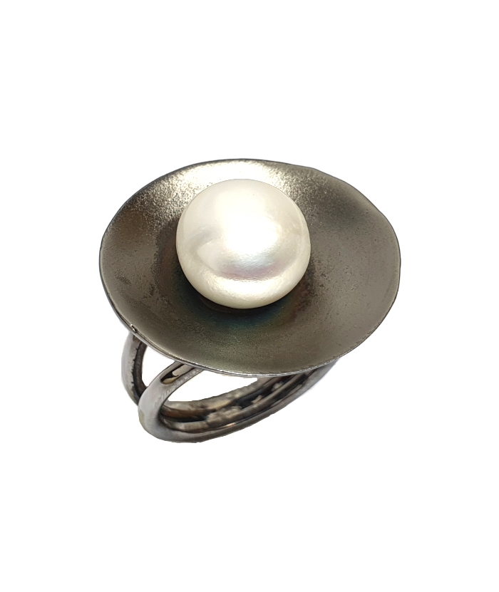 Ring Silver with Pearl