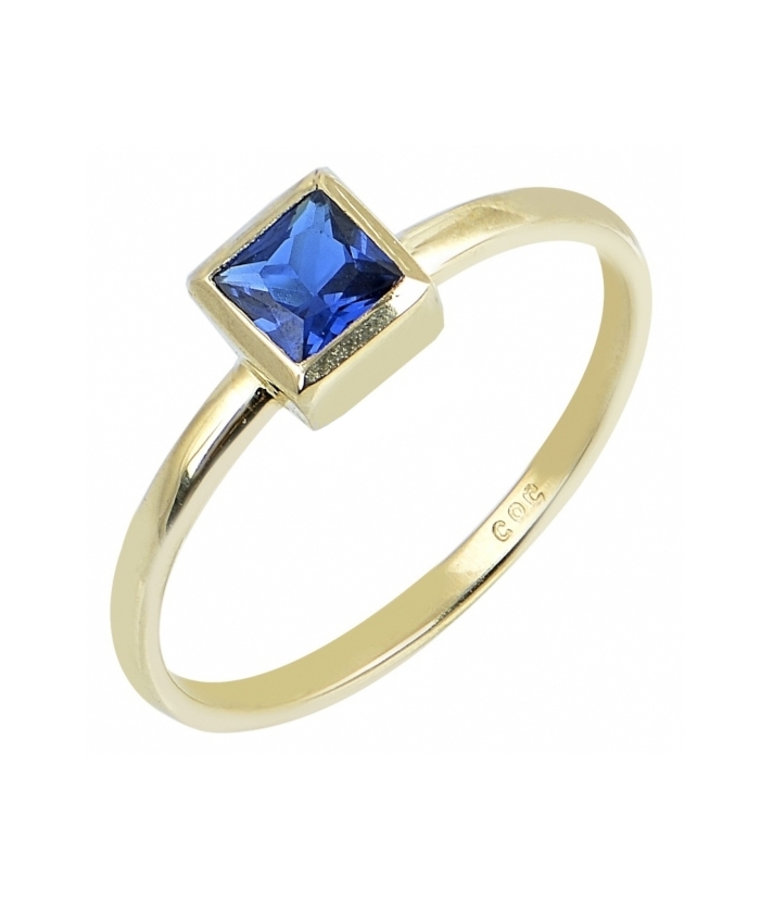 Ring gold K14 with sapphire