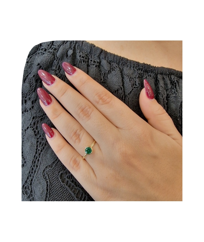 Ring gold K14 with emerald