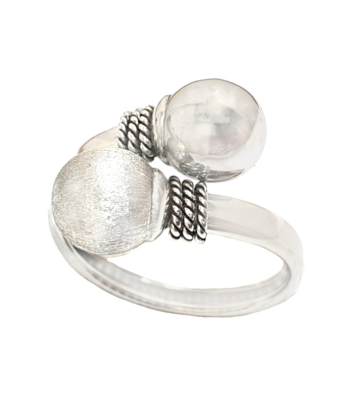 Ring white-gold 
